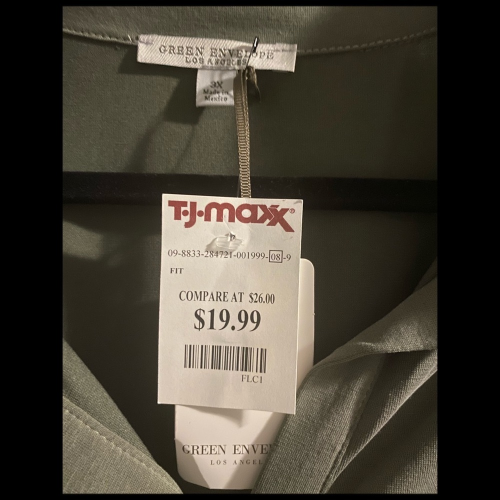 Plus size button down - Picture 3 of 3
